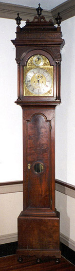 Peter Stretch tide dial clock with arched face