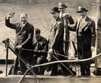 Wilkins waves, as Nautilus arrives in Queenstown, Ireland