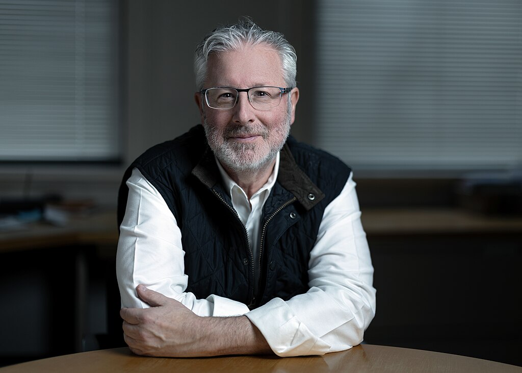 Neil Shubin Headshot