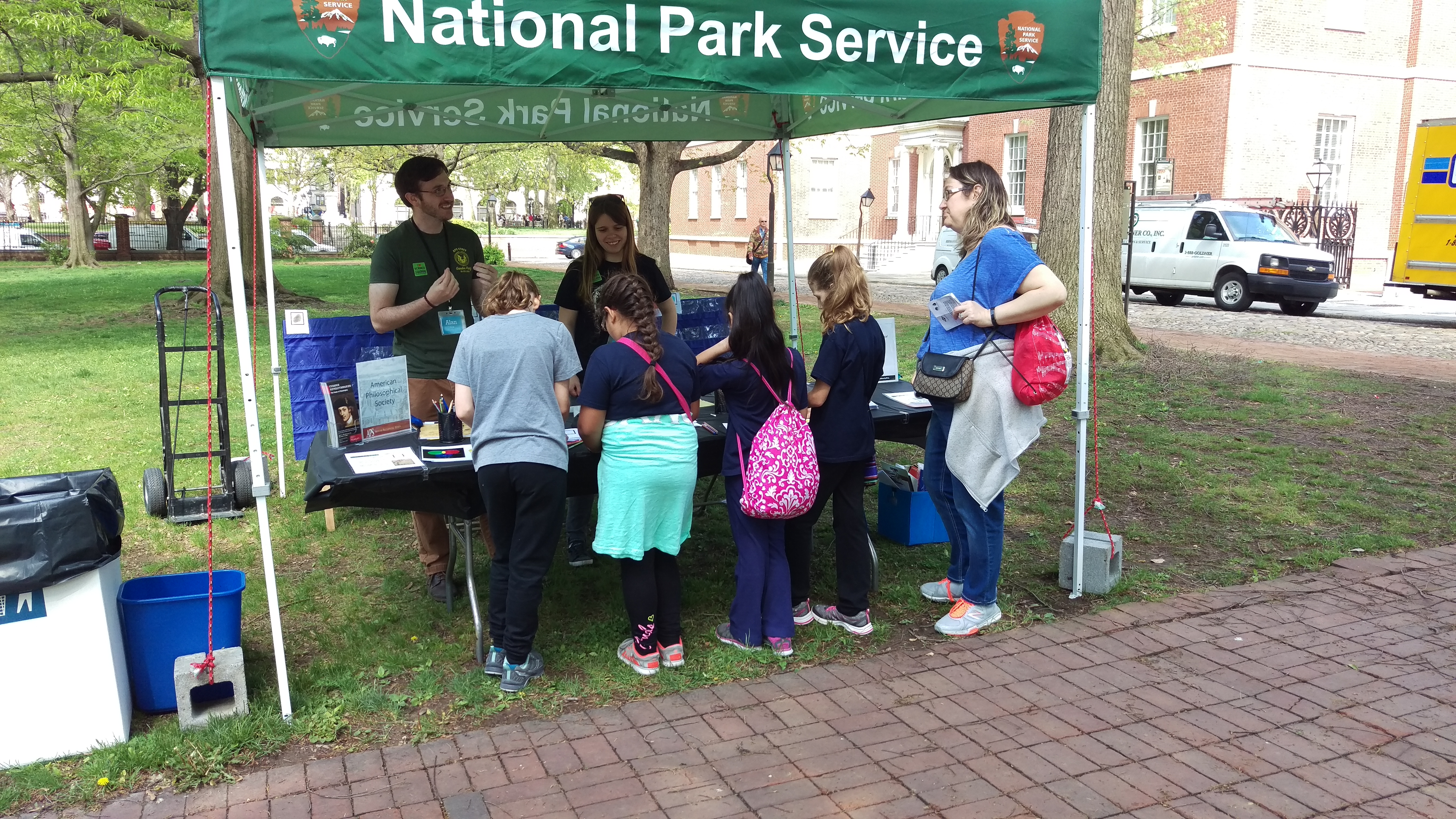 Ali and Alan at Philly Science festival