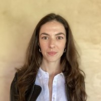 headshot photo of Anna Majeski