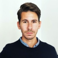 Francis headshot photo