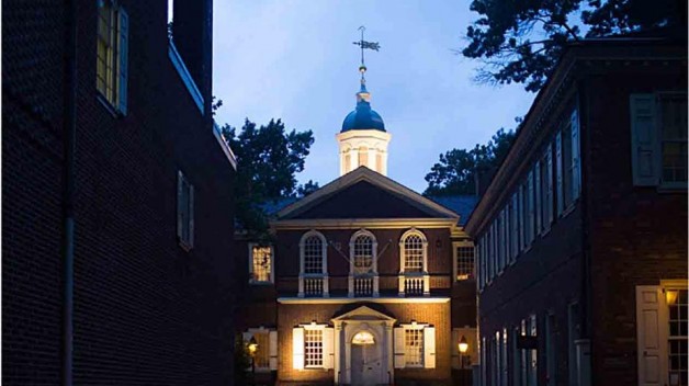 Image of Carpenters' Hall at night 
