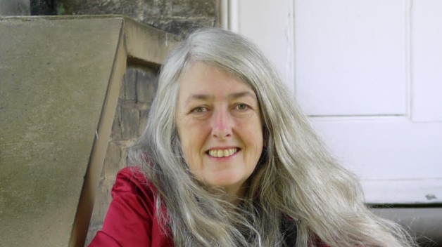 mary beard headshot