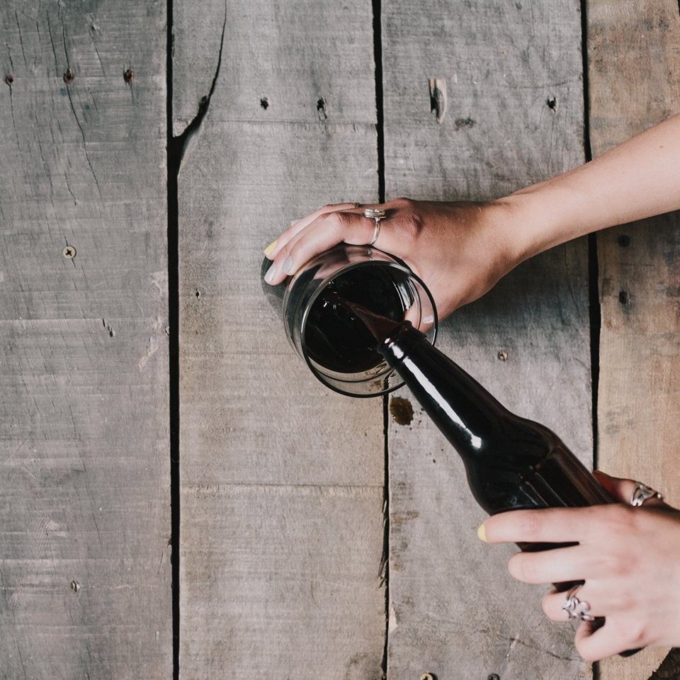 Beer pouring